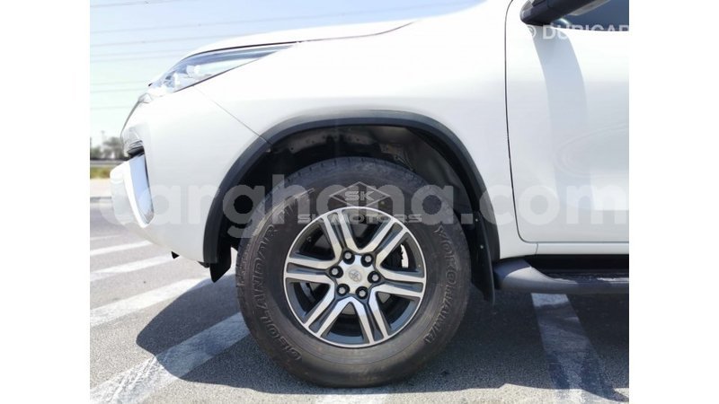 Big with watermark toyota fortuner ashanti import dubai 27058