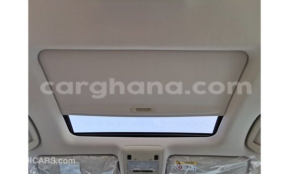 Buy Import Toyota Land Cruiser White Car in Import - Dubai in Ashanti Buy Import Toyota Land Cruiser White Car in Import - Dubai in Ashanti