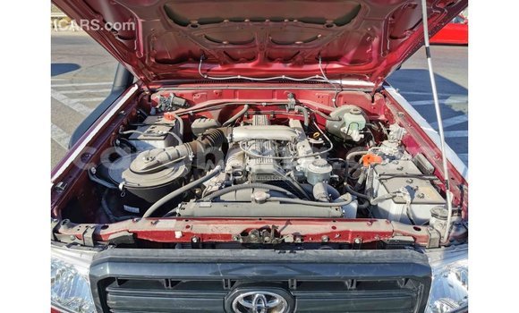 Sayi Imported Toyota Land Cruiser Red Mota in Import - Dubai a Ashanti Sayi Imported Toyota Land Cruiser Red Mota in Import - Dubai a Ashanti