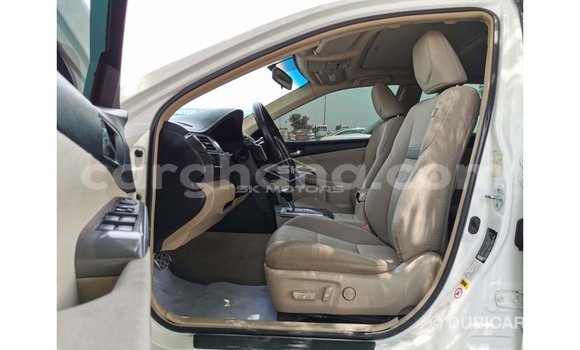 Sayi Imported Toyota Aurion White Mota in Import - Dubai a Ashanti Sayi Imported Toyota Aurion White Mota in Import - Dubai a Ashanti