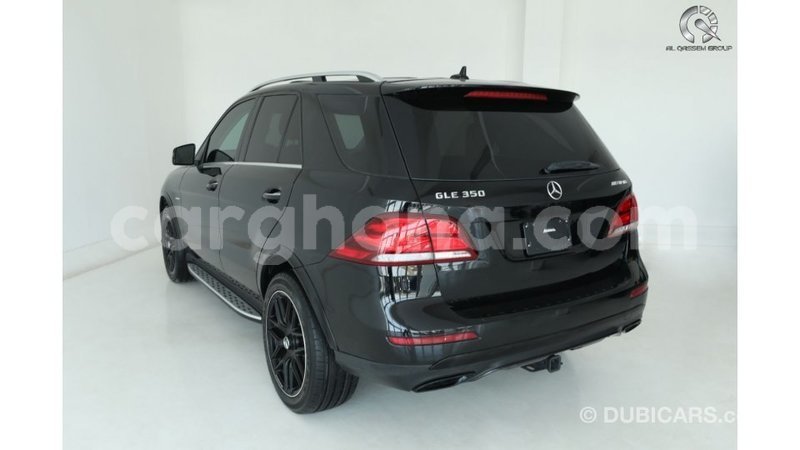 Big with watermark mercedes benz gle ashanti import dubai 27179