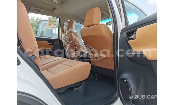 Buy Import Toyota Fortuner White Car in Import - Dubai in Ashanti Buy Import Toyota Fortuner White Car in Import - Dubai in Ashanti