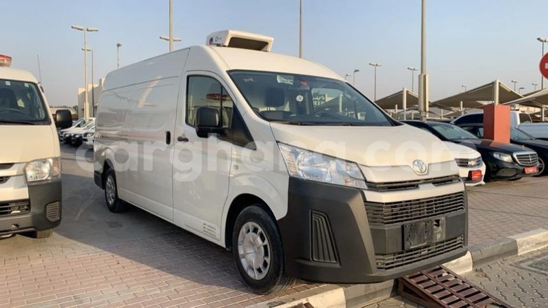 Big with watermark toyota hiace ashanti import dubai 27207