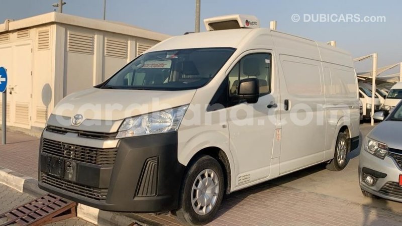 Big with watermark toyota hiace ashanti import dubai 27207