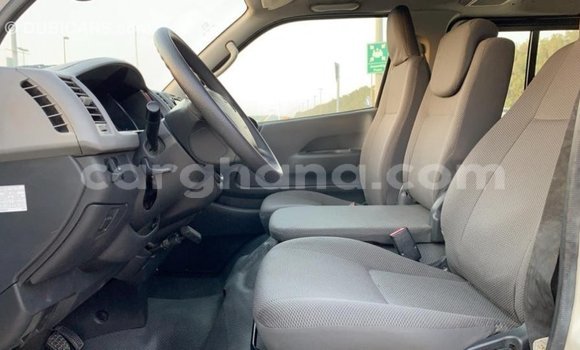 Ra Imported Toyota Hiace funfun Ọkọ̀ in Import - Dubai ni Ashanti Ra Imported Toyota Hiace funfun Ọkọ̀ in Import - Dubai ni Ashanti