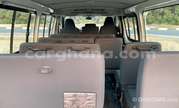 Ra Imported Toyota Hiace funfun Ọkọ̀ in Import - Dubai ni Ashanti Ra Imported Toyota Hiace funfun Ọkọ̀ in Import - Dubai ni Ashanti