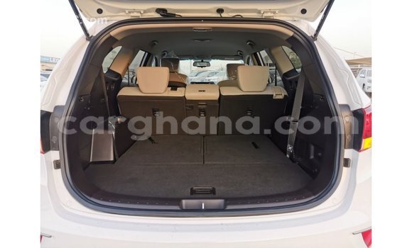Ra Imported Hyundai Santa Fe funfun Ọkọ̀ in Import - Dubai ni Ashanti Ra Imported Hyundai Santa Fe funfun Ọkọ̀ in Import - Dubai ni Ashanti