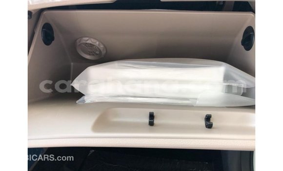 Buy Import Hyundai Tucson White Car in Import - Dubai in Ashanti Buy Import Hyundai Tucson White Car in Import - Dubai in Ashanti