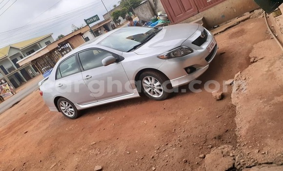 Sayi Na hannu Toyota Corolla Azurfa Mota in Kumasi a Ashanti Sayi Na hannu Toyota Corolla Azurfa Mota in Kumasi a Ashanti