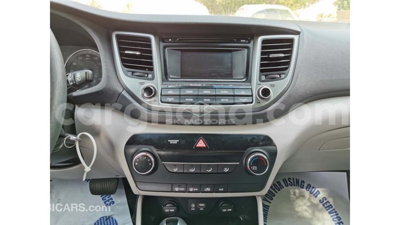 Big with watermark hyundai tucson ashanti import dubai 27308