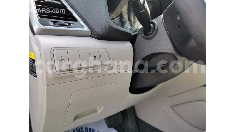 Big with watermark hyundai tucson ashanti import dubai 27308