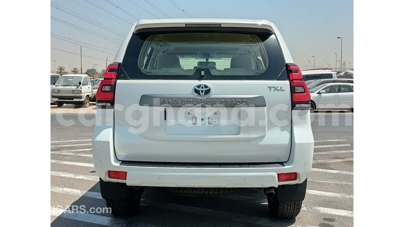 Big with watermark toyota prado ashanti import dubai 27321