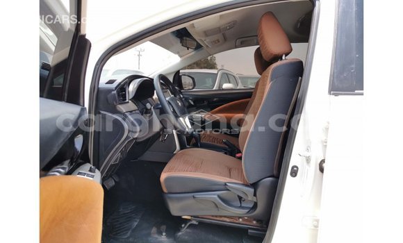 Buy Import Toyota Innova White Car in Import - Dubai in Ashanti Buy Import Toyota Innova White Car in Import - Dubai in Ashanti