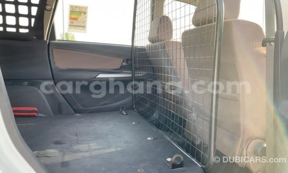 Sayi Imported Toyota Avanza White Mota in Import - Dubai a Ashanti Sayi Imported Toyota Avanza White Mota in Import - Dubai a Ashanti