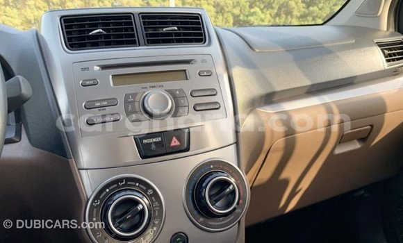 Sayi Imported Toyota Avanza White Mota in Import - Dubai a Ashanti Sayi Imported Toyota Avanza White Mota in Import - Dubai a Ashanti