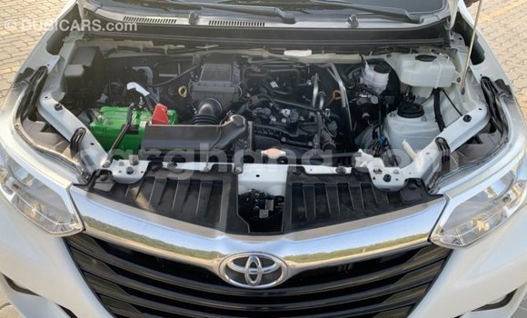 Sayi Imported Toyota Avanza White Mota in Import - Dubai a Ashanti Sayi Imported Toyota Avanza White Mota in Import - Dubai a Ashanti