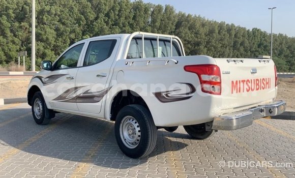 Ra Imported Mitsubishi L200 funfun Ọkọ̀ in Import - Dubai ni Ashanti Ra Imported Mitsubishi L200 funfun Ọkọ̀ in Import - Dubai ni Ashanti