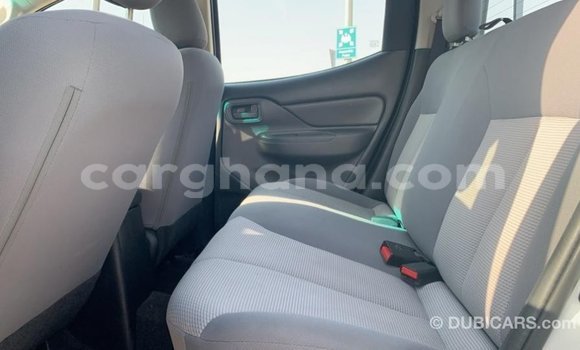 Ra Imported Mitsubishi L200 funfun Ọkọ̀ in Import - Dubai ni Ashanti Ra Imported Mitsubishi L200 funfun Ọkọ̀ in Import - Dubai ni Ashanti