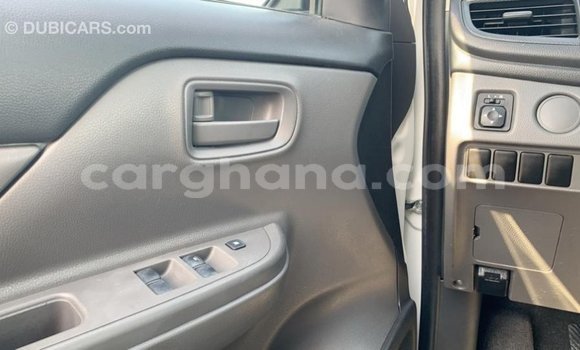 Ra Imported Mitsubishi L200 funfun Ọkọ̀ in Import - Dubai ni Ashanti Ra Imported Mitsubishi L200 funfun Ọkọ̀ in Import - Dubai ni Ashanti