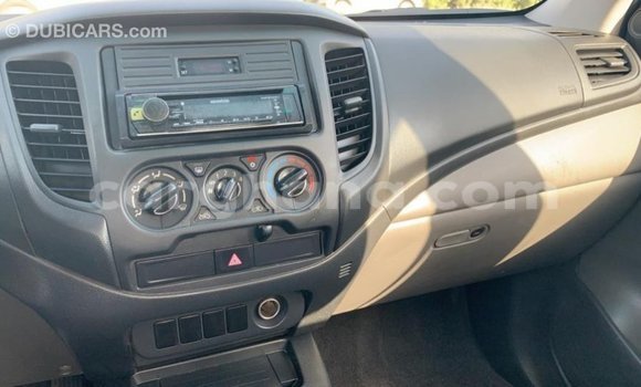 Ra Imported Mitsubishi L200 funfun Ọkọ̀ in Import - Dubai ni Ashanti Ra Imported Mitsubishi L200 funfun Ọkọ̀ in Import - Dubai ni Ashanti