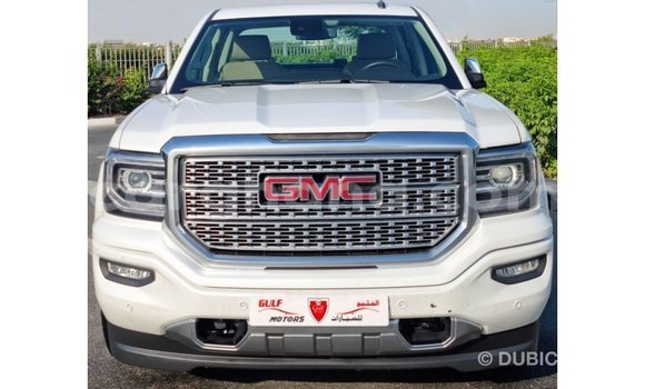 Sayi Imported GMC Sierra White Mota in Import - Dubai a Ashanti Sayi Imported GMC Sierra White Mota in Import - Dubai a Ashanti