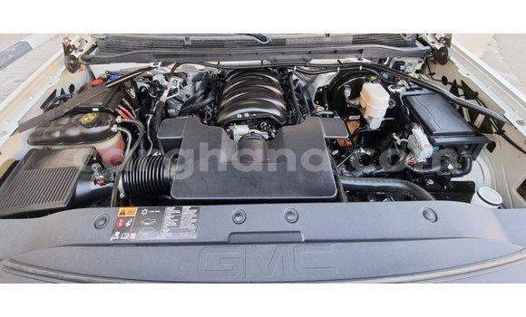 Sayi Imported GMC Sierra White Mota in Import - Dubai a Ashanti Sayi Imported GMC Sierra White Mota in Import - Dubai a Ashanti