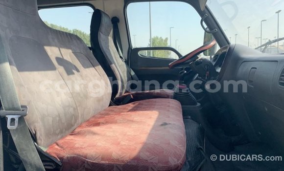 Buy Import Hyundai Accent White Car in Import - Dubai in Ashanti Buy Import Hyundai Accent White Car in Import - Dubai in Ashanti