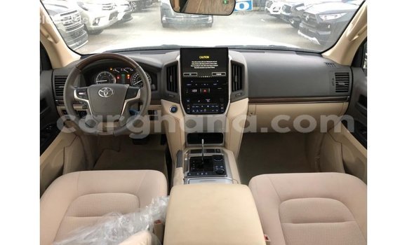 Ra Imported Toyota Land Cruiser funfun Ọkọ̀ in Import - Dubai ni Ashanti Ra Imported Toyota Land Cruiser funfun Ọkọ̀ in Import - Dubai ni Ashanti