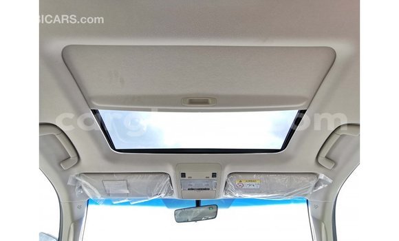 Ra Imported Toyota Land Cruiser funfun Ọkọ̀ in Import - Dubai ni Ashanti Ra Imported Toyota Land Cruiser funfun Ọkọ̀ in Import - Dubai ni Ashanti