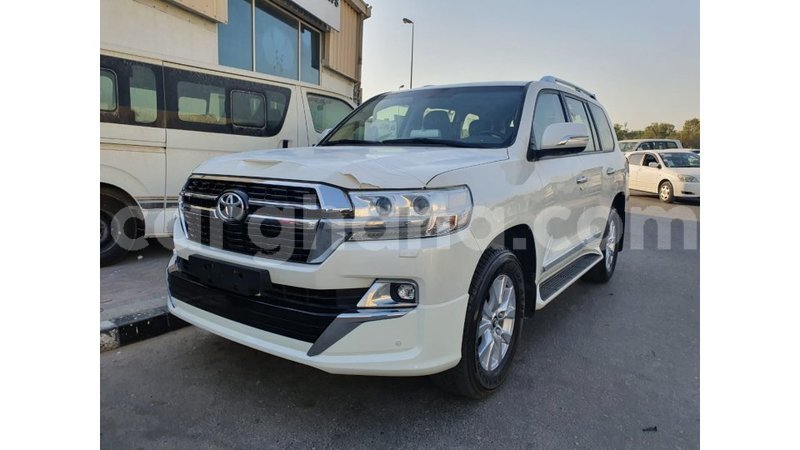 Big with watermark toyota land cruiser ashanti import dubai 27360