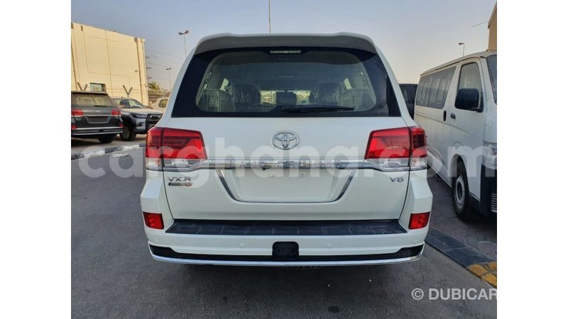 Big with watermark toyota land cruiser ashanti import dubai 27360