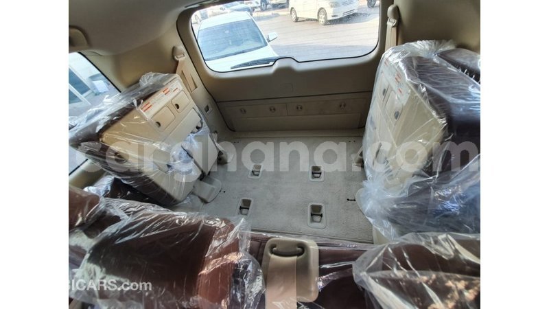 Big with watermark toyota land cruiser ashanti import dubai 27360