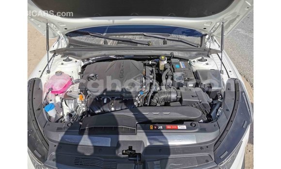 Buy Import Kia K5 White Car in Import - Dubai in Ashanti Buy Import Kia K5 White Car in Import - Dubai in Ashanti