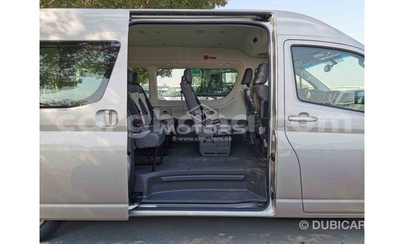 Sayi Imported Toyota Hiace Sauran Mota in Import - Dubai a Ashanti Sayi Imported Toyota Hiace Sauran Mota in Import - Dubai a Ashanti