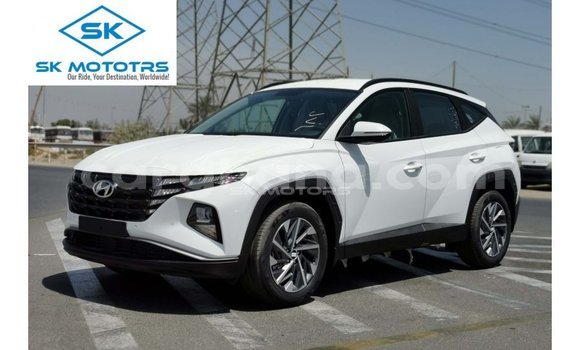 Buy Import Hyundai Tucson White Car in Import - Dubai in Ashanti Buy Import Hyundai Tucson White Car in Import - Dubai in Ashanti