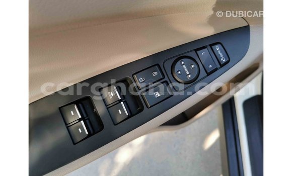Buy Import Hyundai Tucson White Car in Import - Dubai in Ashanti Buy Import Hyundai Tucson White Car in Import - Dubai in Ashanti