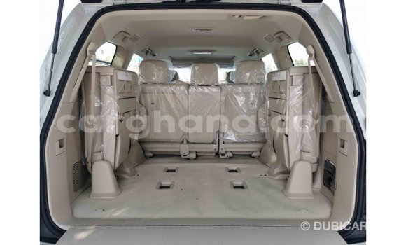 Ra Imported Toyota Land Cruiser funfun Ọkọ̀ in Import - Dubai ni Ashanti Ra Imported Toyota Land Cruiser funfun Ọkọ̀ in Import - Dubai ni Ashanti