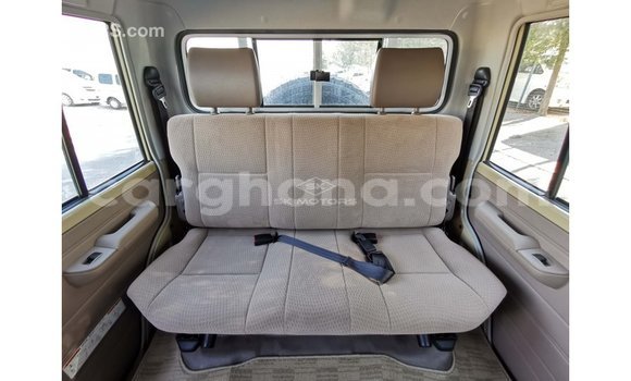 Ra Imported Toyota Land Cruiser Alagara Ọkọ̀ in Import - Dubai ni Ashanti Ra Imported Toyota Land Cruiser Alagara Ọkọ̀ in Import - Dubai ni Ashanti