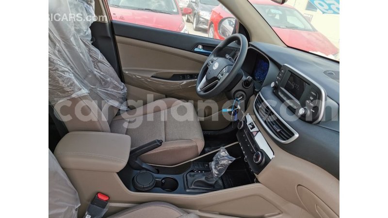 Big with watermark hyundai tucson ashanti import dubai 27438