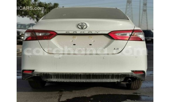 Buy Import Toyota Camry White Car in Import - Dubai in Ashanti Buy Import Toyota Camry White Car in Import - Dubai in Ashanti