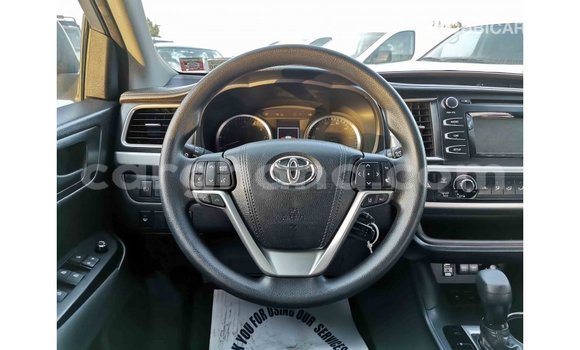 Ra Imported Toyota Highlander funfun Ọkọ̀ in Import - Dubai ni Ashanti Ra Imported Toyota Highlander funfun Ọkọ̀ in Import - Dubai ni Ashanti