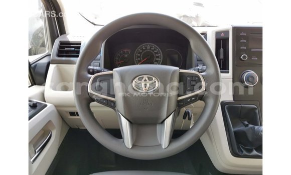 Ra Imported Toyota Hiace funfun Ọkọ̀ in Import - Dubai ni Ashanti Ra Imported Toyota Hiace funfun Ọkọ̀ in Import - Dubai ni Ashanti