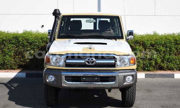 Ra Tuntun Toyota Land Cruiser funfun Ọkọ̀ in Import - Dubai ni Ashanti Ra Tuntun Toyota Land Cruiser funfun Ọkọ̀ in Import - Dubai ni Ashanti