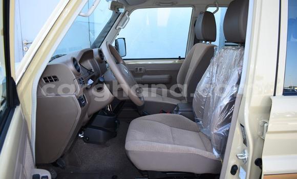 Buy New Toyota Land Cruiser White Car in Import - Dubai in Ashanti Buy New Toyota Land Cruiser White Car in Import - Dubai in Ashanti