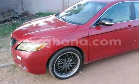 Sayi Na hannu Toyota Camry Red Mota in Accra a Greater Accra Sayi Na hannu Toyota Camry Red Mota in Accra a Greater Accra