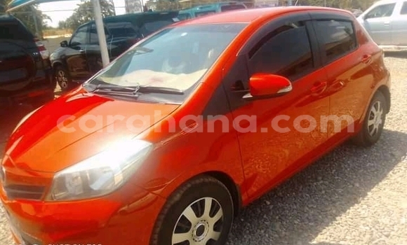 Ra Àlòkù Toyota Vitz Red Ọkọ̀ in Accra ni Greater Accra