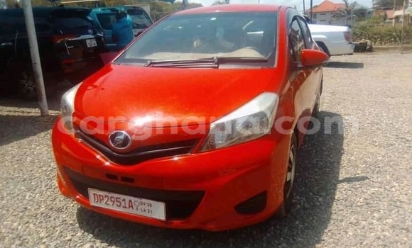 Ra Àlòkù Toyota Vitz Red Ọkọ̀ in Accra ni Greater Accra Ra Àlòkù Toyota Vitz Red Ọkọ̀ in Accra ni Greater Accra