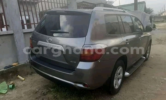 Ra Àlòkù Toyota RAV4 Miiran Ọkọ̀ in Accra ni Greater Accra Ra Àlòkù Toyota RAV4 Miiran Ọkọ̀ in Accra ni Greater Accra
