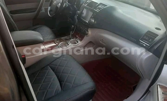 Ra Àlòkù Toyota RAV4 Miiran Ọkọ̀ in Accra ni Greater Accra Ra Àlòkù Toyota RAV4 Miiran Ọkọ̀ in Accra ni Greater Accra