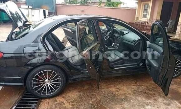 Buy Used Mercedes-Benz E200 Black Car in Accra in Greater Accra